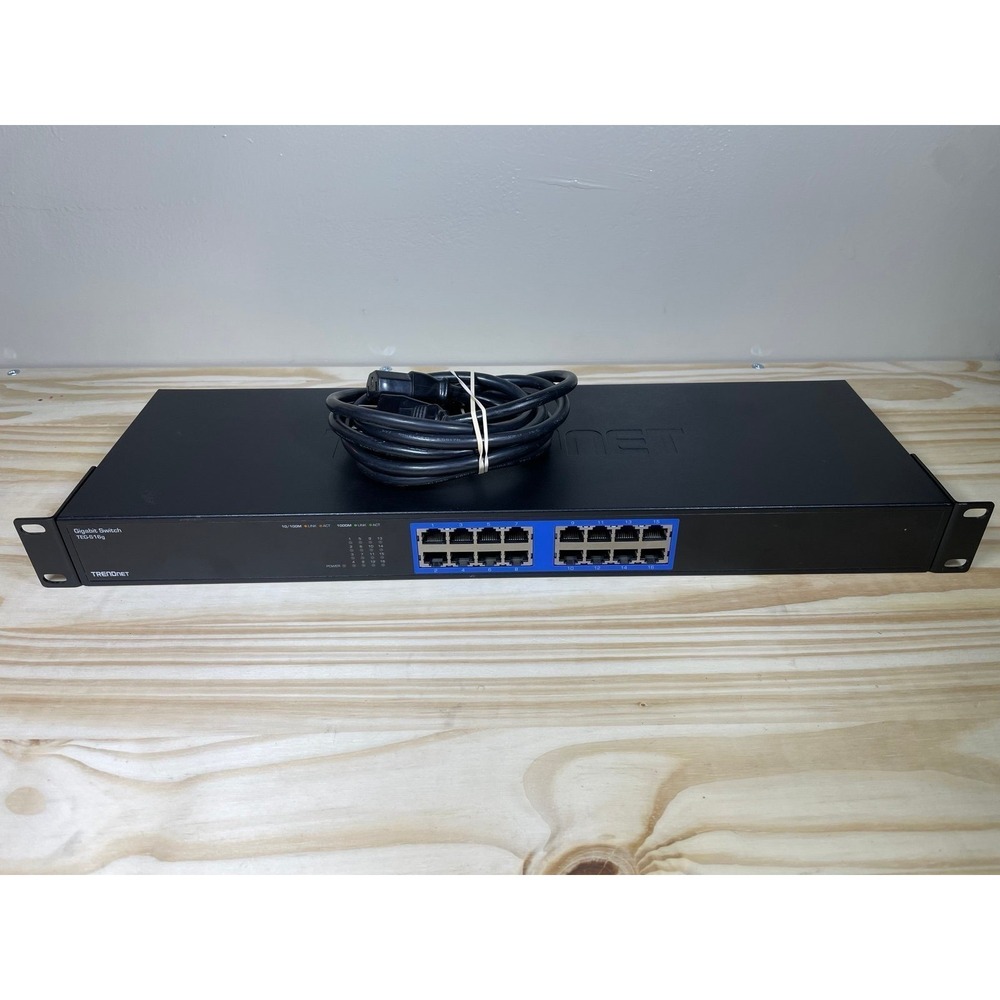 TRENDnet 16-Port Gigabit GREENnet Ethernet Switch 10/100/1000Mbps TEG-S16G.